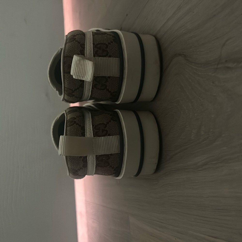 BROWN & WHITE GUCCI SHOES RED BOTTOMS